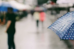 pluie sortir tours